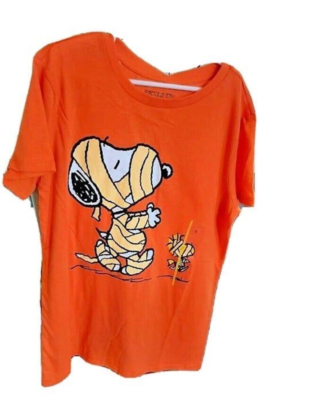 Peanuts Kids Fall Halloween SS Tee Shirt Small Features Snoopy New w Tags